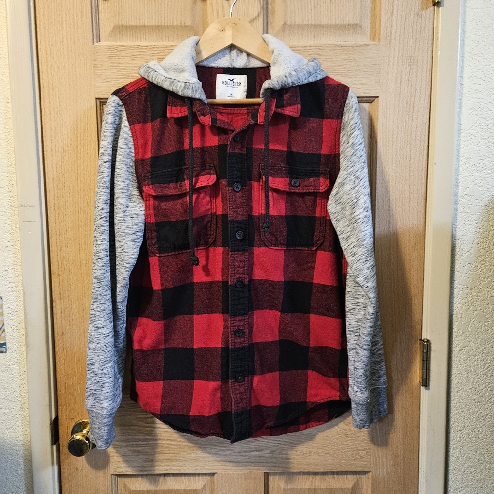 Medium Holister Red and Black Plaid Men's  button up hoodie